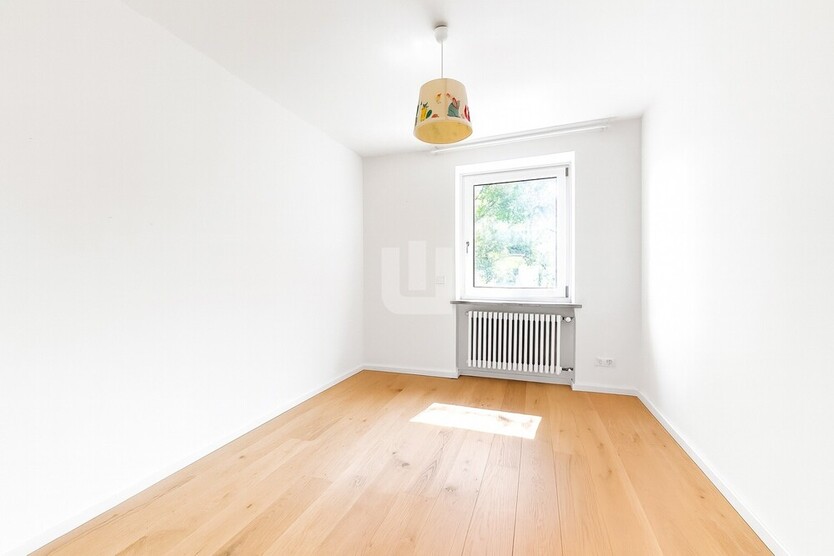 WINDISCH - Modern renovierte DHH für eine große Familie in ruhiger Lage von Gröbenzell-Süd