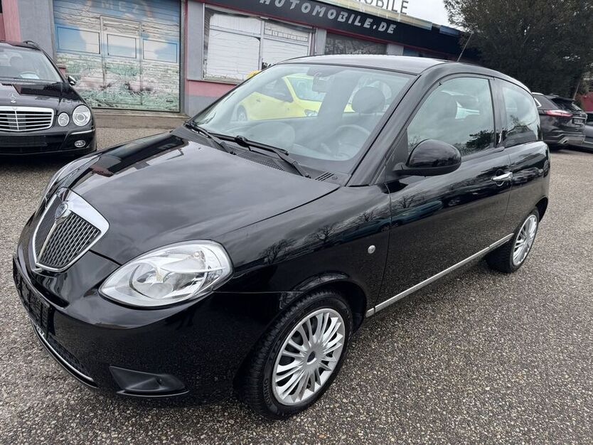 Ypsilon