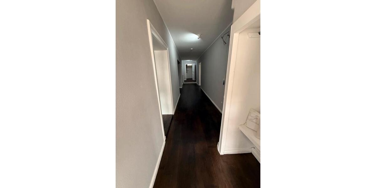 Erdgeschoßwohnung Starnberg - 4 Zimmer, 160 m&sup2;, 885.000&euro; | Angebot:26489355