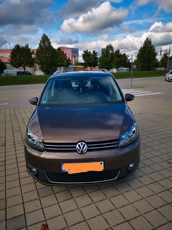 VW Touran 210.000 km 9.200 € München 80999