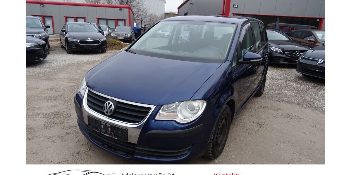 VW Touran 586.898 km 1.699 &euro; Ismaning 85737