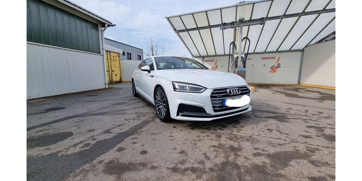 Audi A5 207.600 km 21.000 &euro; München 81249