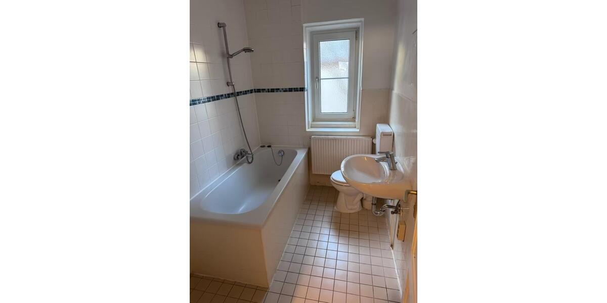 Etagenwohnung München Thalkirchen-Obersendling-Forstenried-Fürstenried-S - 3 Zimmer, 77 m&sup2;, 1.350&euro; | Angebot:25918855