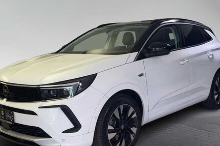 Opel Grandland (X) 67.700 km 21.890 &euro; München 80339
