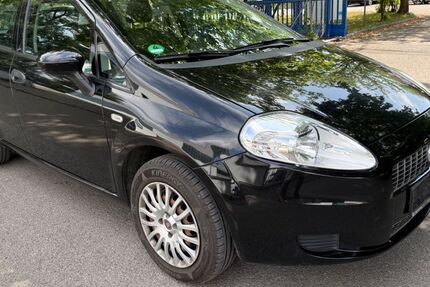 Fiat Grande Punto 68.128 km 2.700 &euro; Emmering 82275