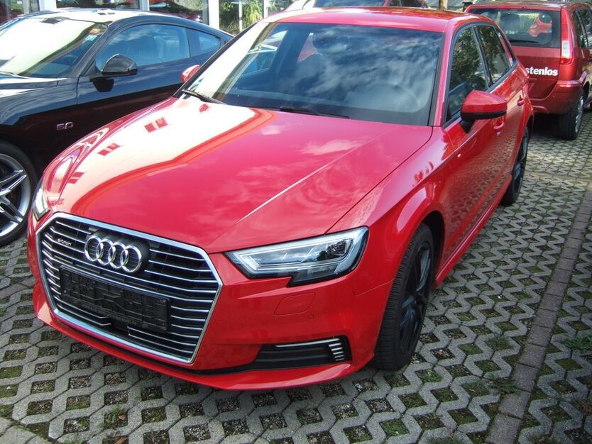 Audi A3 32.000 km 21.500 € Glonn 85625