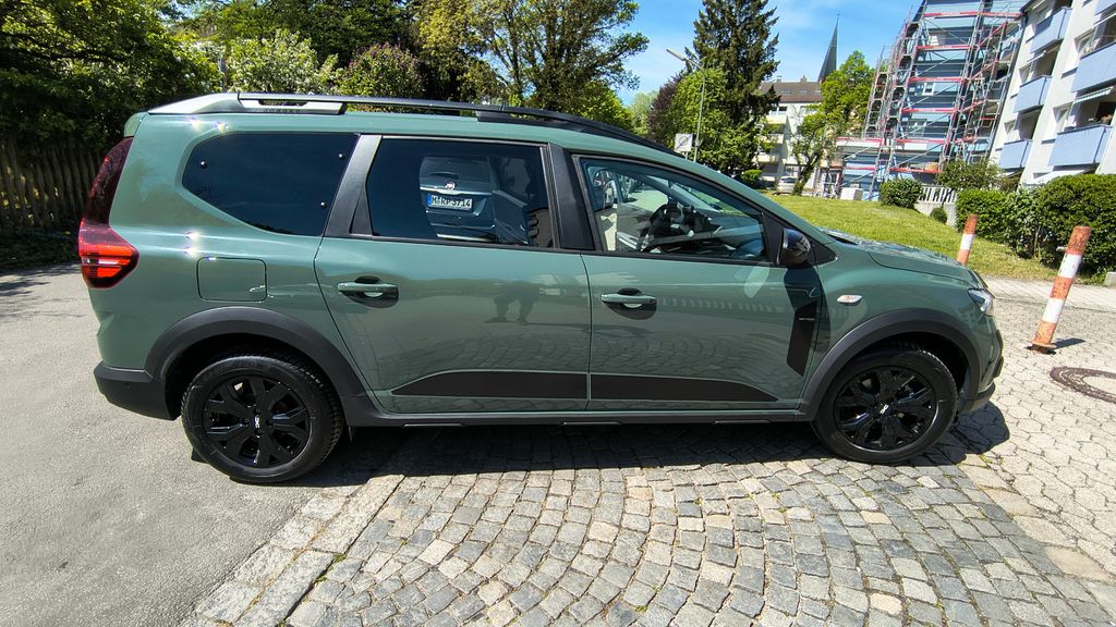 Dacia Jogger 16.600 km 18.500 &euro; München 81477
