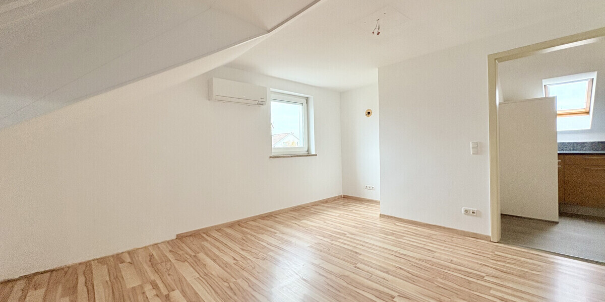 ***Sanierte Doppelhaushälfte mit Einliegerwohnung – Ruhig, familienfreundlich, bezugsbereit*** - Doppelhaushälfte München Pasing-Obermenzing | Angebot:25126180