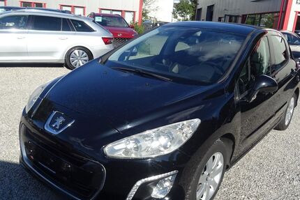 Peugeot 308 124.256 km 3.999 &euro; Ismaning 85737