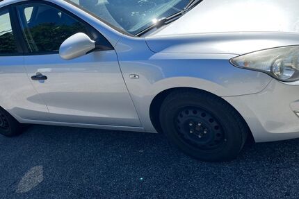 Hyundai i30 202.500 km 2.600 &euro; Fürstenfeldbruck 82256