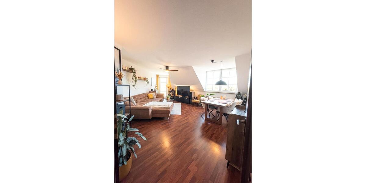 Dachgeschoßwohnung München Sendling-Westpark - 3 Zimmer, 95 m&sup2;, 2.400&euro; | Angebot:26425695