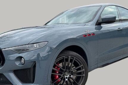 Maserati Levante 38.000 km 97.700 &euro; München 80939