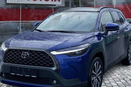 Toyota Corolla Cross 18.620 km 31.990 &euro; München 80807