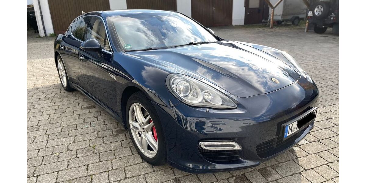Porsche Panamera 178.000 km 25.900 &euro; München 80797