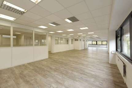 Büro in München Taufkirchen 1.995 € 227 m² zimmer