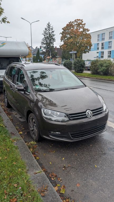 VW Sharan 136.000 km 16.000 € München 81737