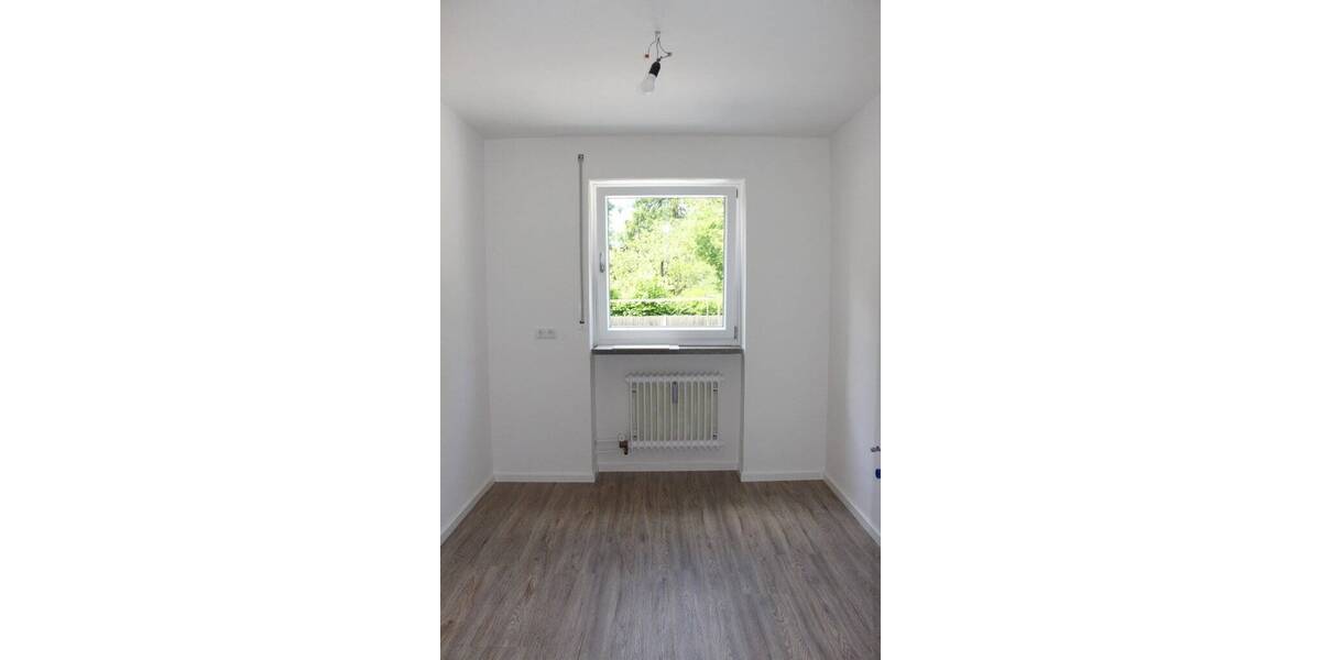 Etagenwohnung Ottobrunn - 3 Zimmer, 94 m&sup2;, 1.540&euro; | Angebot:23985697