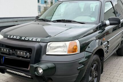 Land Rover Freelander 228.371 km 999 &euro; München 81829