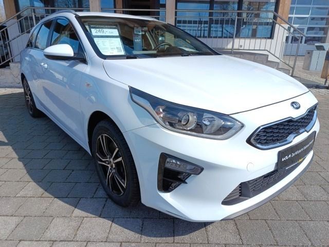 Kia ceed / Ceed 71.946 km 15.960 &euro; Höhenkirchen-Siegertsbrunn 85635