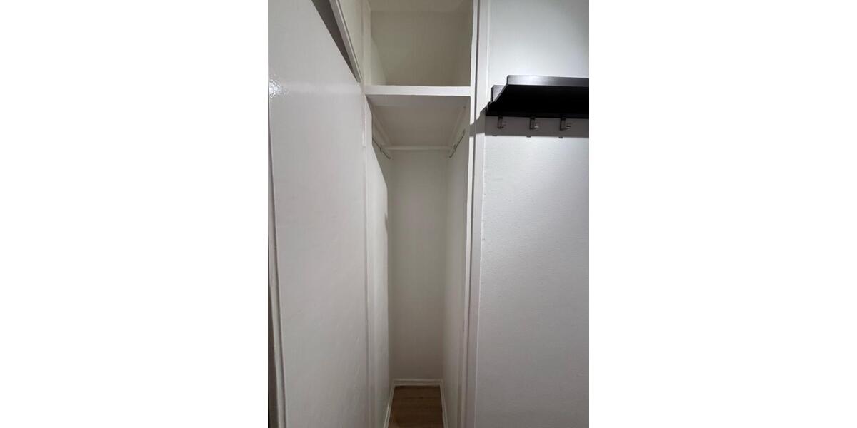 Etagenwohnung München Thalkirchen-Obersendling-Forstenried-Fürstenried-S - 1 Zimmer, 26 m&sup2;, 950&euro; | Angebot:25637784