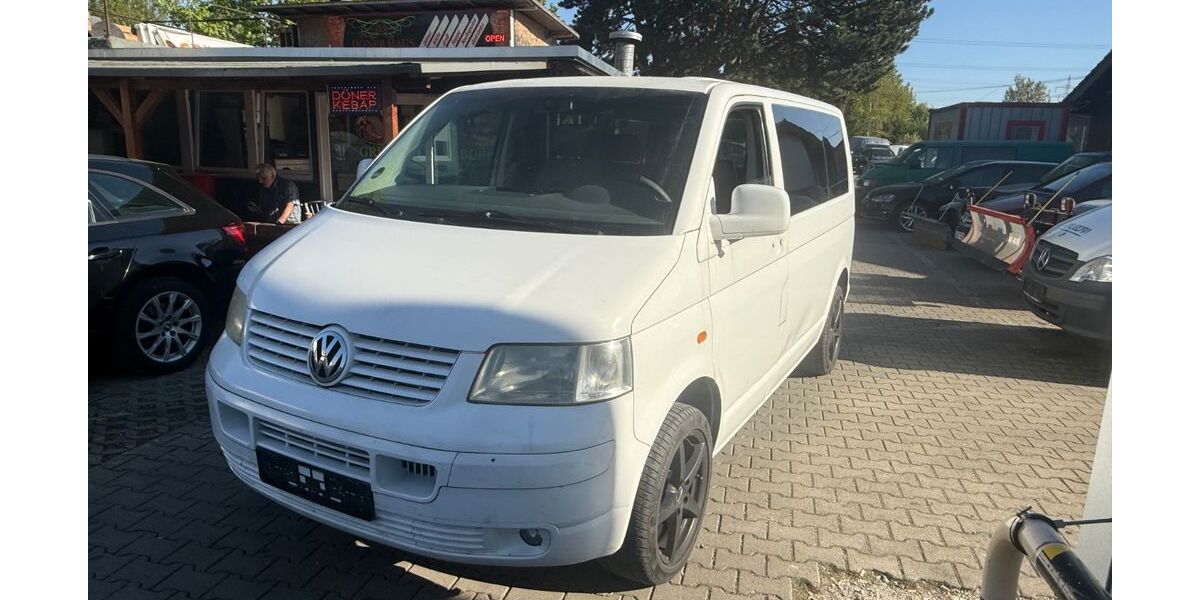 VW T5 Transporter 327.473 km 3.690 &euro; München 81243