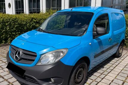 Mercedes-Benz Citan 680.000 km 3.800 &euro; München 81379