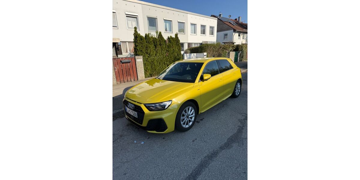 Audi A1 15.700 km 19.990 &euro; München - Bogenhausen 81929