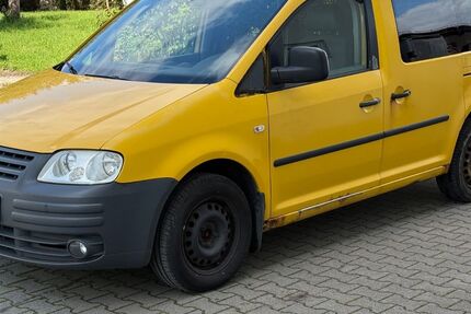 VW Caddy 318.000 km 1.900 € Eching 85386