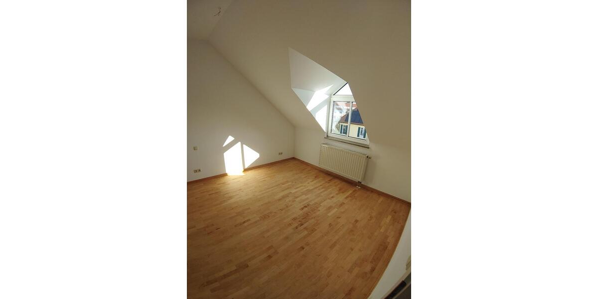 Dachgeschoßwohnung München Aubing-Lochhausen-Langwied - 3 Zimmer, 72 m&sup2;, 625.000&euro; | Angebot:26121941