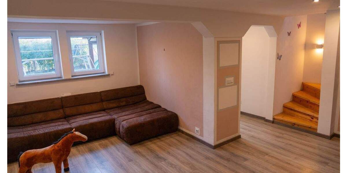 Mehrfamilienhaus, Wohnhaus Gröbenzell - 8 Zimmer, 192 m&sup2;, 1.199.000&euro; | Angebot:25372947