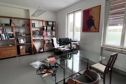 Gewerbeobjekt Hohenbrunn - 850&euro; | Angebot:23759852