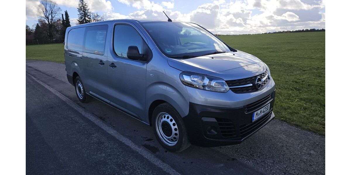 Opel Vivaro 111.000 km 15.500 &euro; Sauerlach 82054