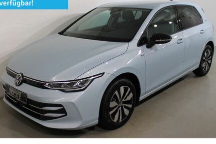 VW Golf 2.500 km 30.236 &euro; Olching 82140