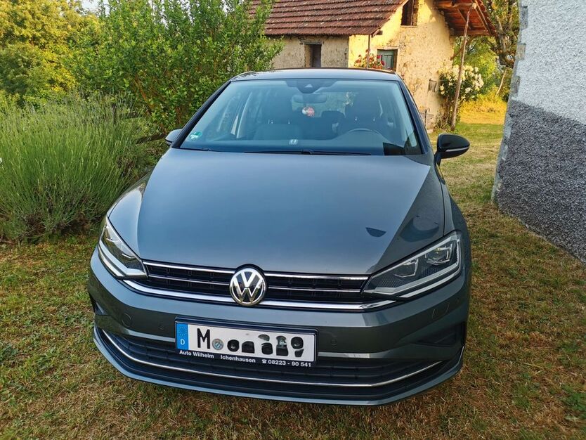 VW Golf Sportsvan 85.000 km 18.900 € Grasbrunn 85630