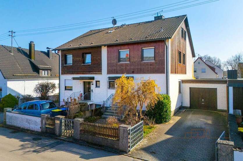 Haus zum Kaufen in Hebertshausen 670.000 € 160 m²