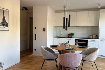 Wohnung München Thalkirchen-Obersendling-Forstenried-Fürstenried-Solln - 2 Zimmer, 49 m&sup2;, 1.355&euro; | Angebot:27526054