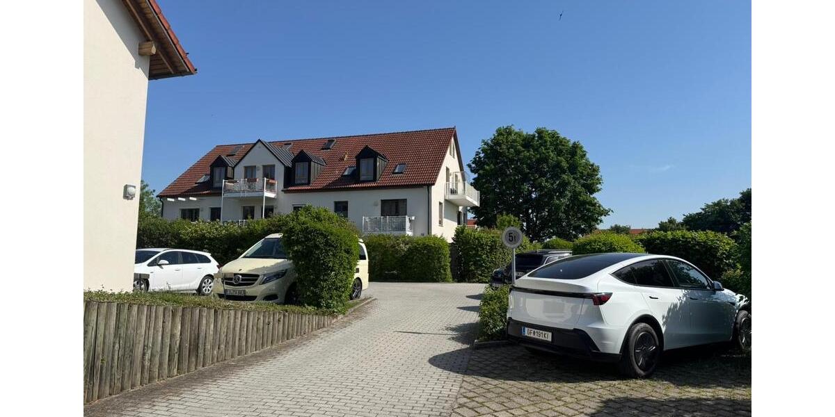 Dachgeschoßwohnung Hallbergmoos - 2 Zimmer, 33 m&sup2;, 195.000&euro; | Angebot:27079696