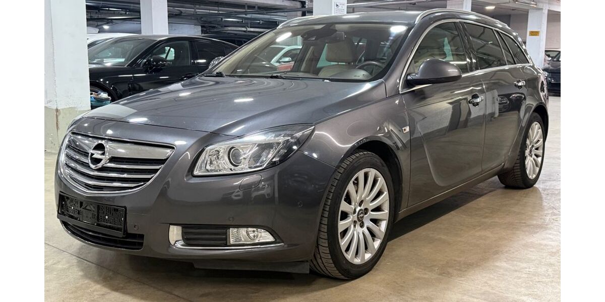 Opel Insignia 153.977 km 6.490 &euro; München 81677