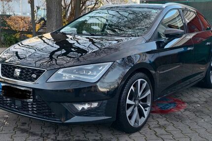Seat Leon 146.000 km 12.500 &euro; München 80329