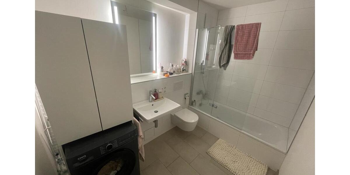 Etagenwohnung Haar - 2 Zimmer, 63 m&sup2;, 1.700&euro; | Angebot:25749825