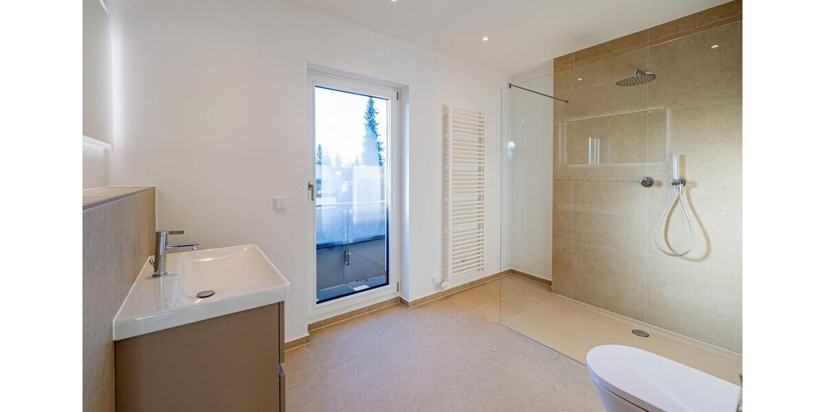 Einfamilienhaus München Trudering-Riem - 2.5 Zimmer, 125 m&sup2;, 3.580&euro; | Angebot:26660354