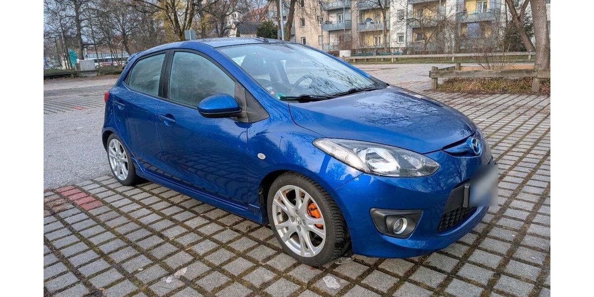 Mazda 2 200.000 km 3.299 &euro; München 80805