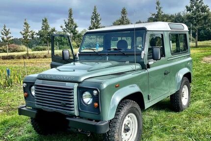 Land Rover Defender 215.000 km 29.500 &euro; krailling 82152