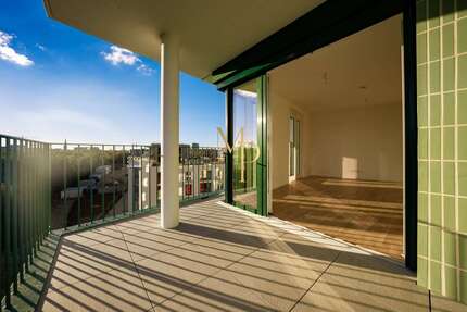 Wohnung München Berg am Laim - 2 Zimmer, 70 m&sup2;, 1.976&euro; | Angebot:27717032