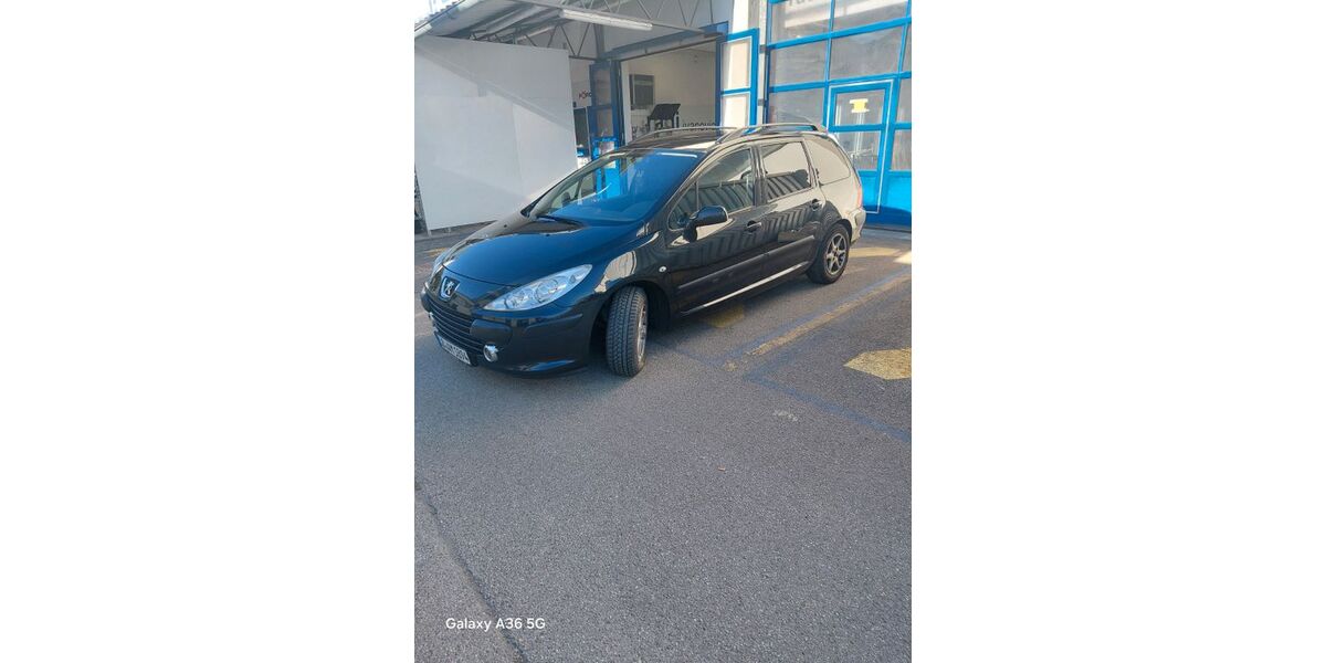 Peugeot 307 230.000 km 1.350 &euro; München 80999