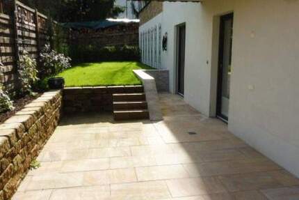 Moderne 4.Zi. Wohnung 126 m² + 50 m² Garten, mitten im Grünen 4 zimmer