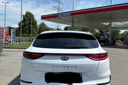 Kia pro ceed / ProCeed 77.000 km 20.600 &euro; München 81829