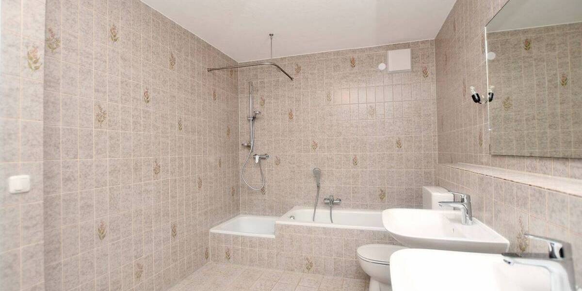 Etagenwohnung München Laim - 4 Zimmer, 141 m&sup2;, 2.000&euro; | Angebot:26740029