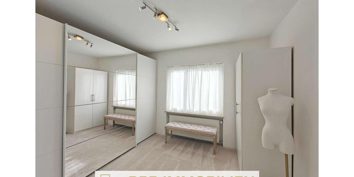 Einfamilienhaus München Trudering-Riem - 7 Zimmer, 163 m&sup2;, 2.995&euro; | Angebot:26178123