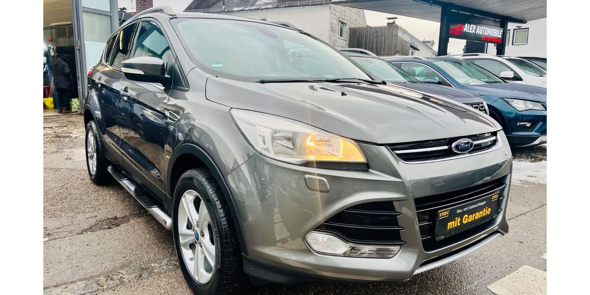 Ford Kuga 232.000 km 6.999 &euro; München 81825